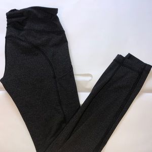 Lululemon’s leggings size 8